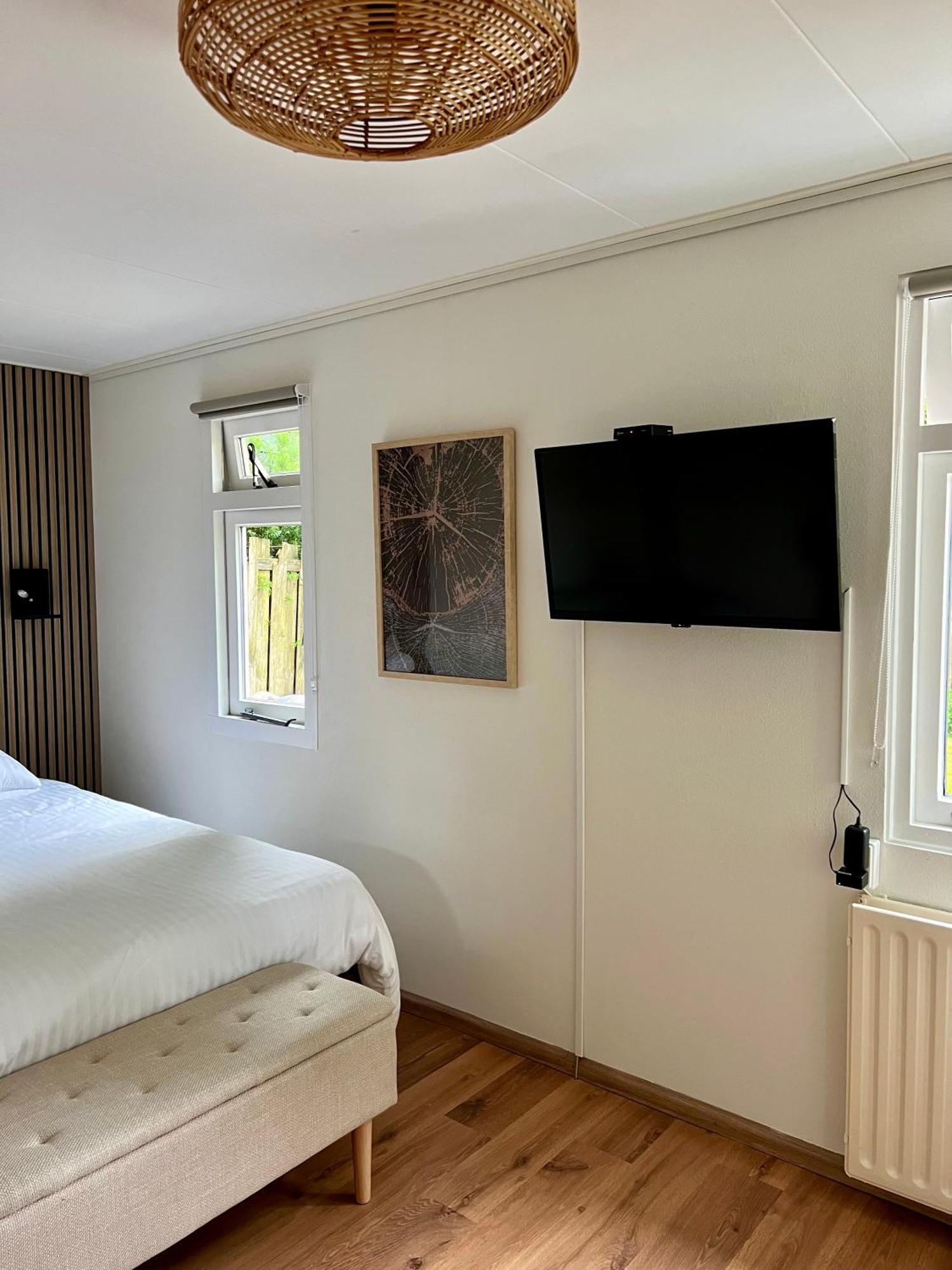 Luxe Boshuisje Met Prive Wellness & Jacuzzi Op De Veluwe Ermelo Esterno foto