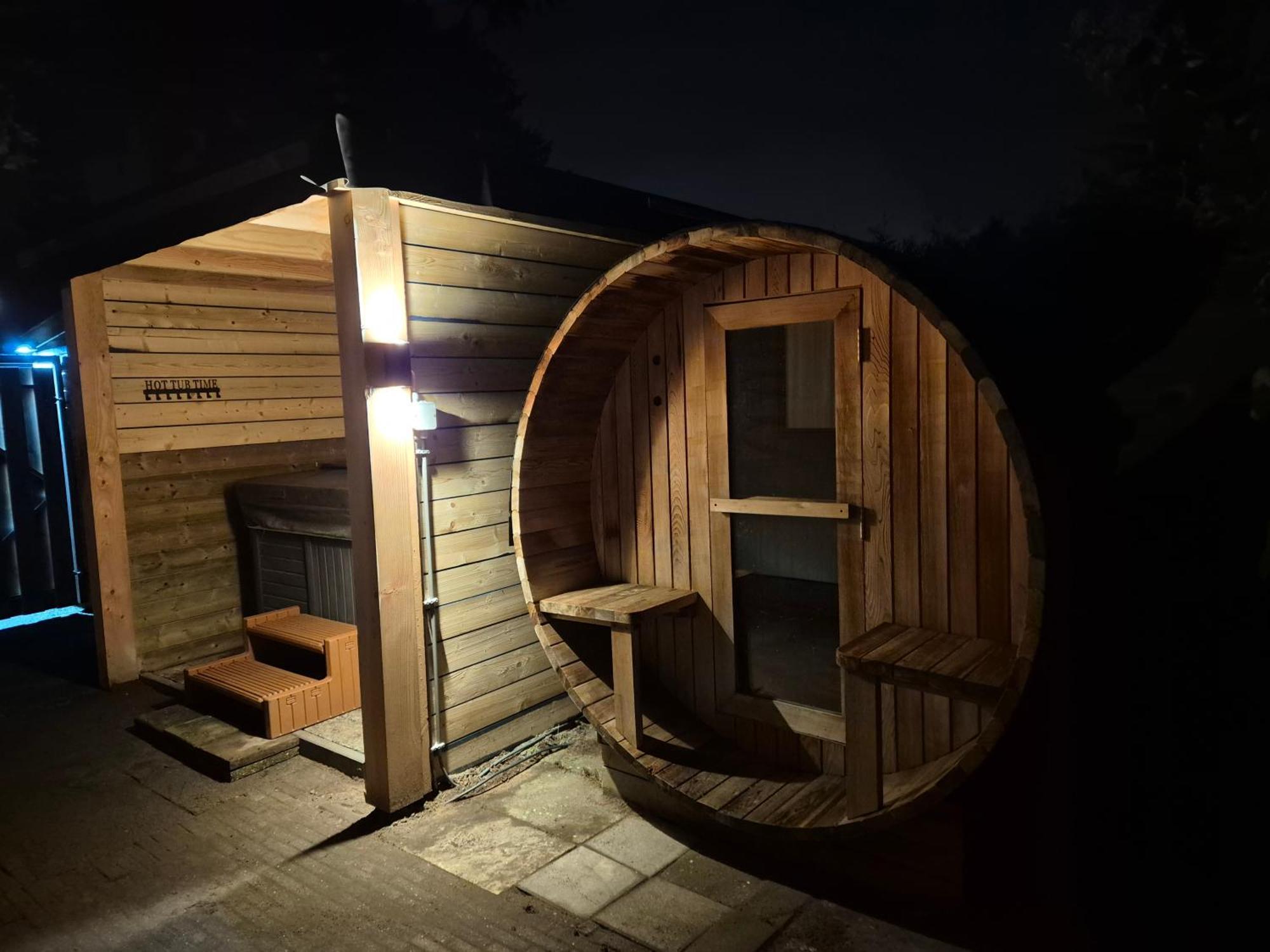 Luxe Boshuisje Met Prive Wellness & Jacuzzi Op De Veluwe Ermelo Esterno foto